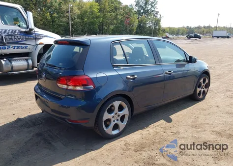 2011 Volkswagen Golf 2.5L 4-Door from USA, damaged, VIN WVWDA7AJ8BW323386
